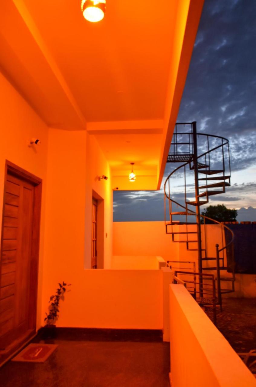 Dkv Beach View Bahur Экстерьер фото